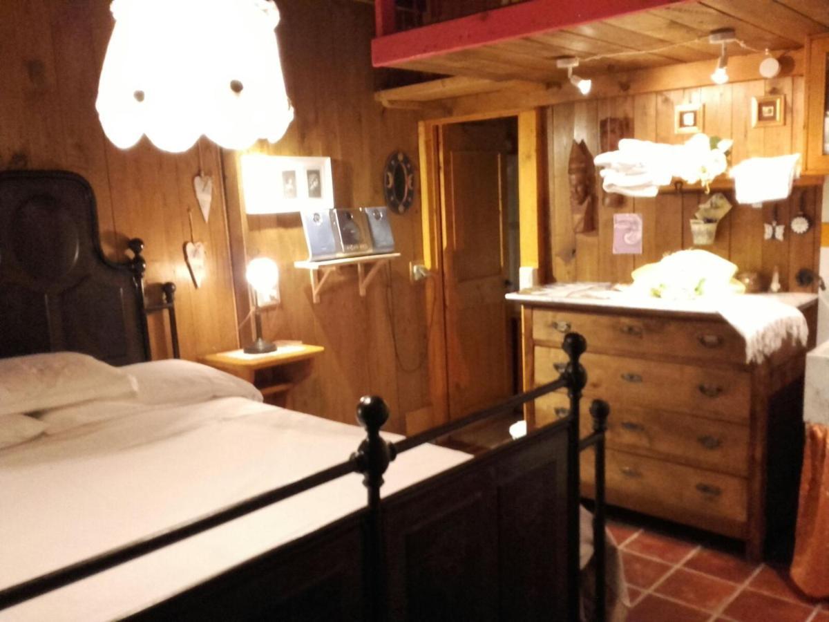 Magiche Langhe Bed and Breakfast Paroldo Exterior foto